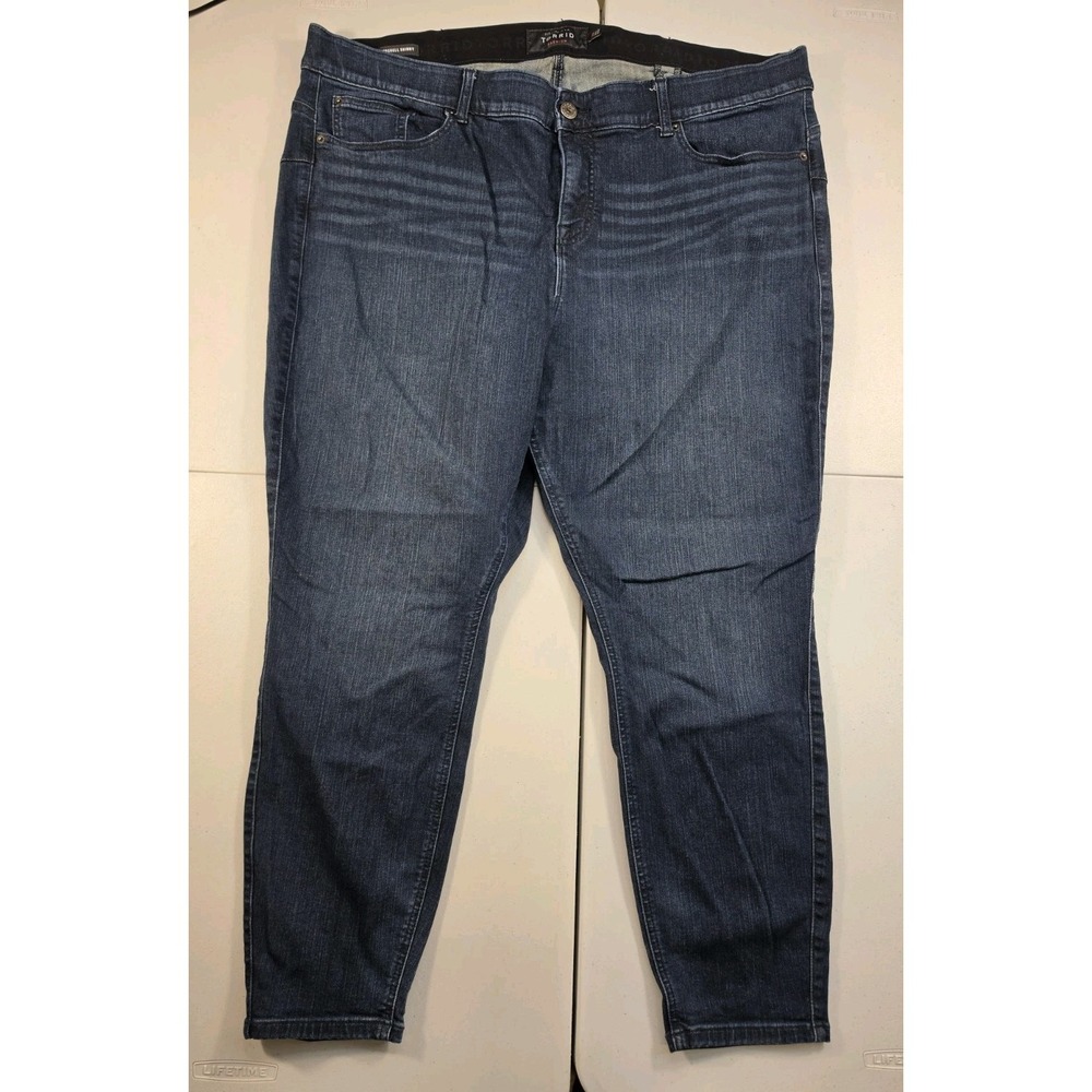 Torrid Premium Bombshell Skinny Jeans Womens 26R Pants Stretch Blue High Rise